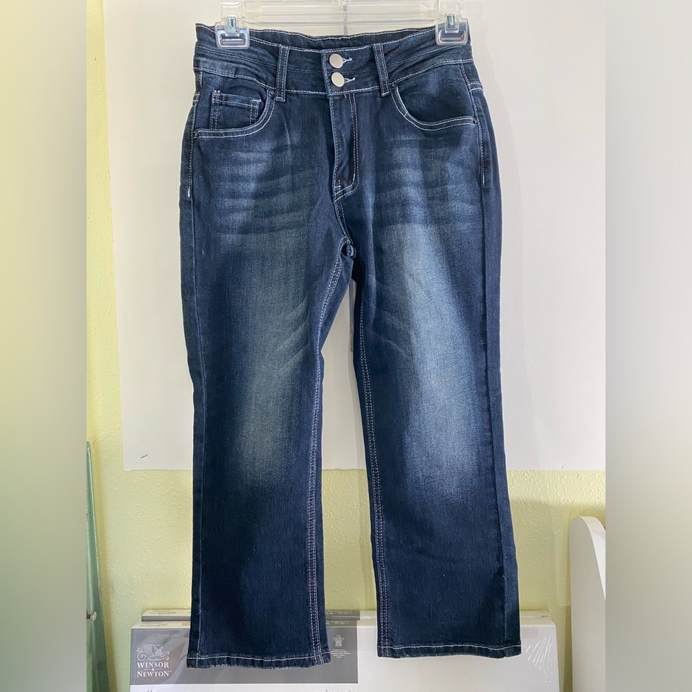 Blue Capri Pants with Faded Denim Look